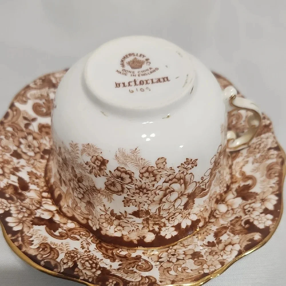 Elegant Floral Teacup and Saucer Set